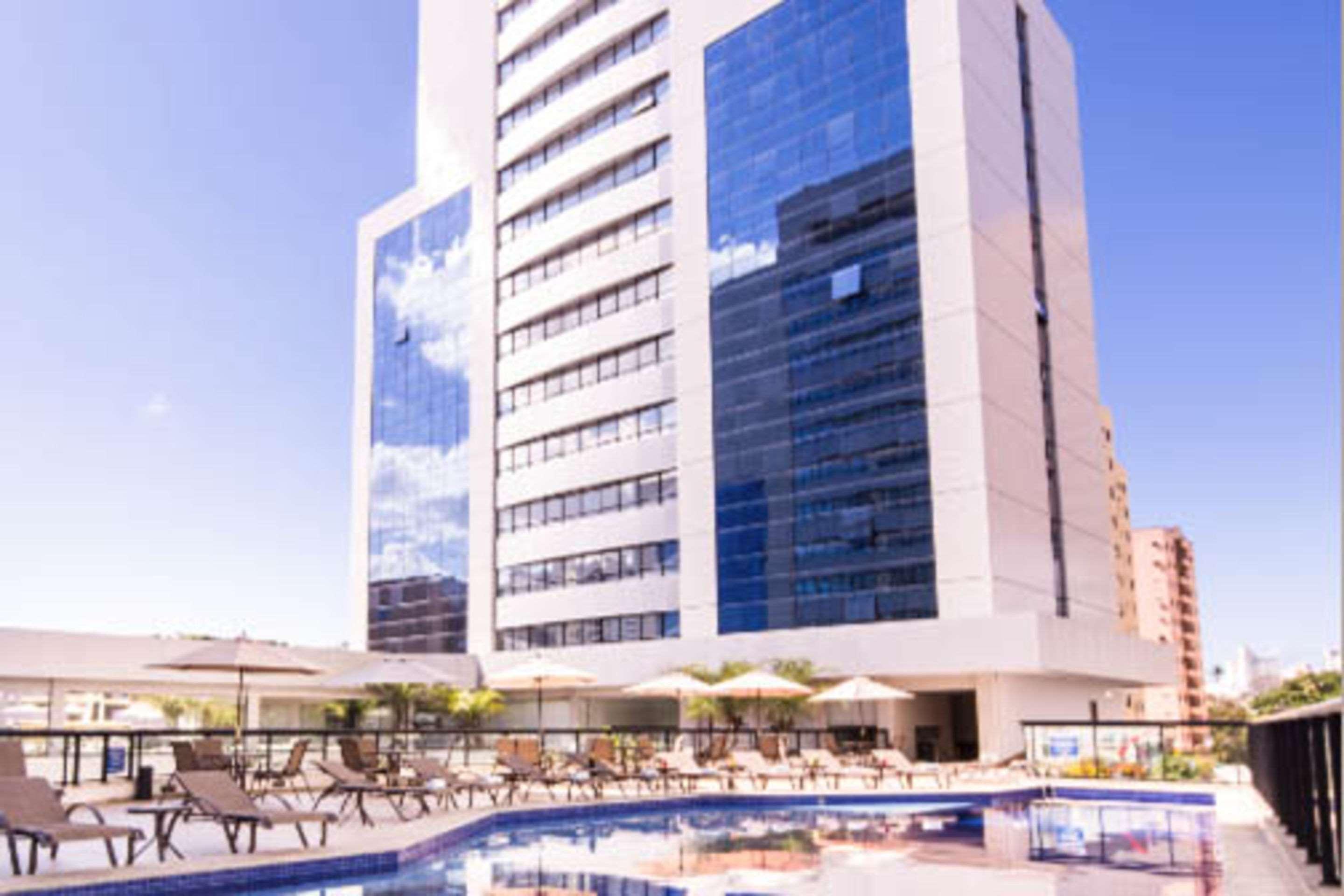 Quality Hotel & Suites Sao Salvador Exterior photo